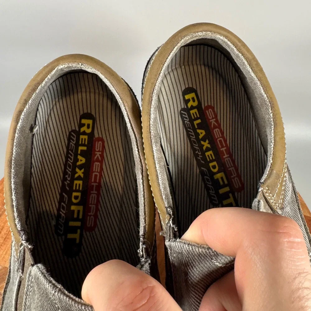 Skechers good used
